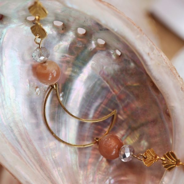 Collier Shelling Fast – Image 5