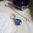 Boucles d'oreilles Cosmic Tears ☽ Dorées – Image 2