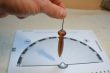 Pendule de radiesthésie : 9cm 20g, bois de genévrier et cristal de roche - Fait-main – Image 8