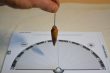 Pendule de radiesthésie : 6cm 12g, bois de genévrier et cristal de roche - Fait-main – Image 7