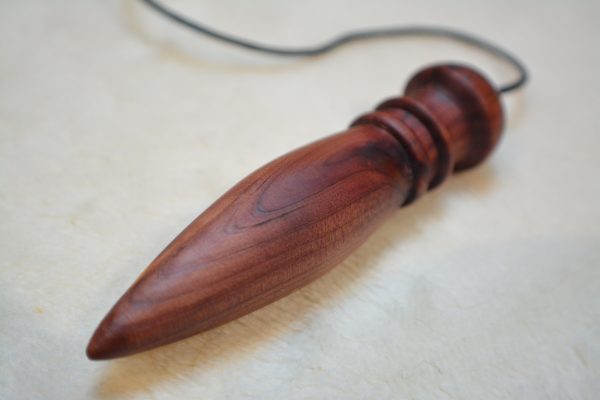 Pendule de radiesthésie : 8cm 18,5g, bois de genévrier et obsidienne dorée - Fait-main – Image 3