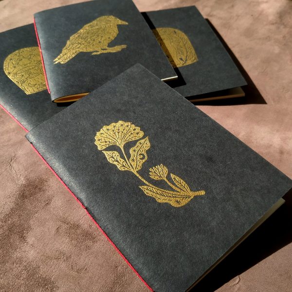 Mini carnet magique A6 - doré à la main – Image 3